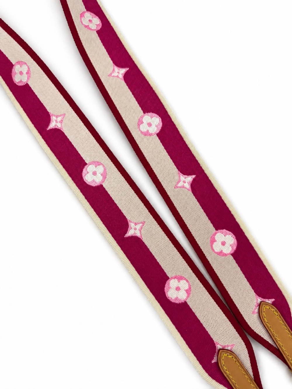 1355 NWT Louis Vuitton Bandoulière Jacquard Shoulder Strap – One Size – Fuchsia - Picture 7 of 15
